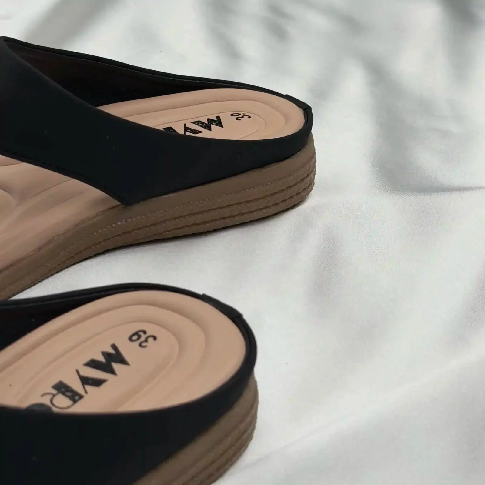 Rida Low Boston Heel - MYRO